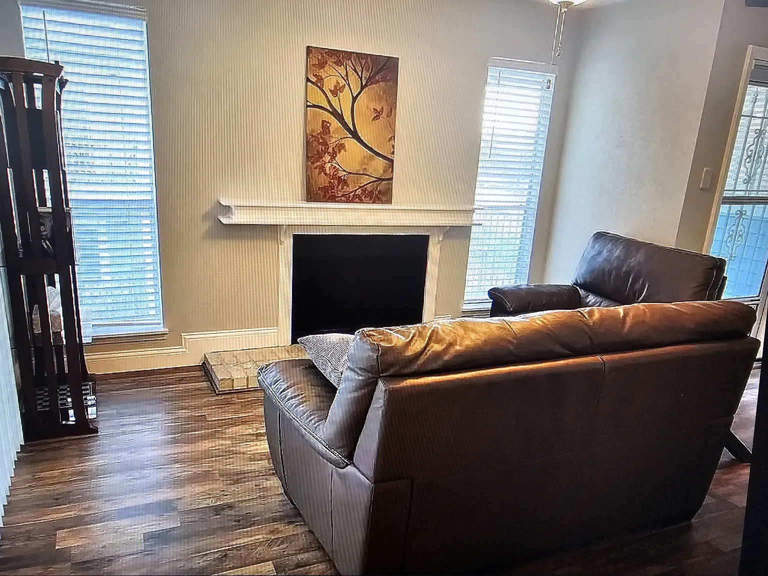 2 bed, 1.5 bath, 866 sqft, $1,480 — Photo 2