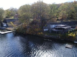 67 Homestead Rd, Ledyard, CT 06339