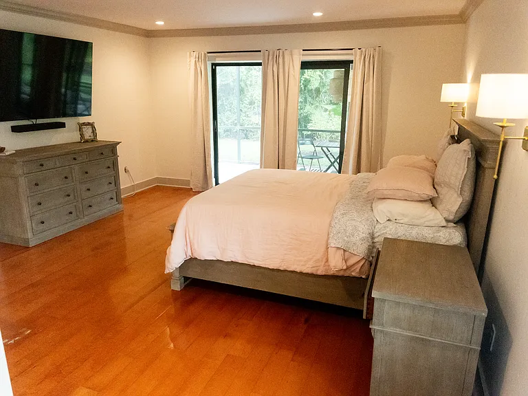 2472 Pinewoods Cir — Photo 7