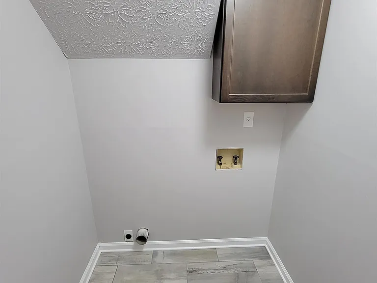260 Greenfield Cir — Photo 16