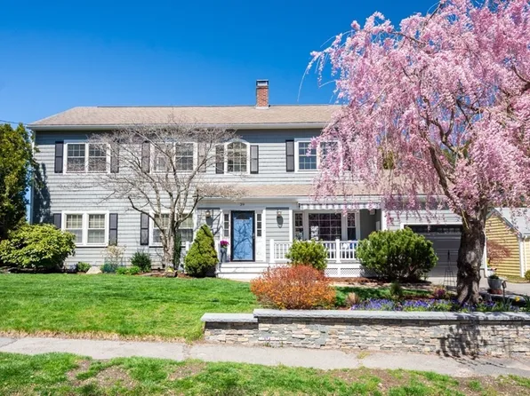 39 Old Farm Rd, Needham, MA 02492