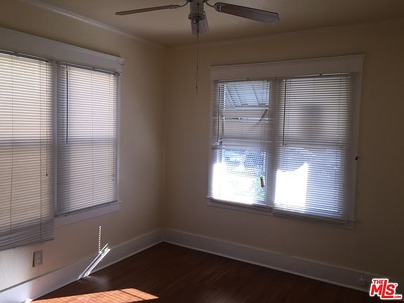 5th image of 707 W 45th St