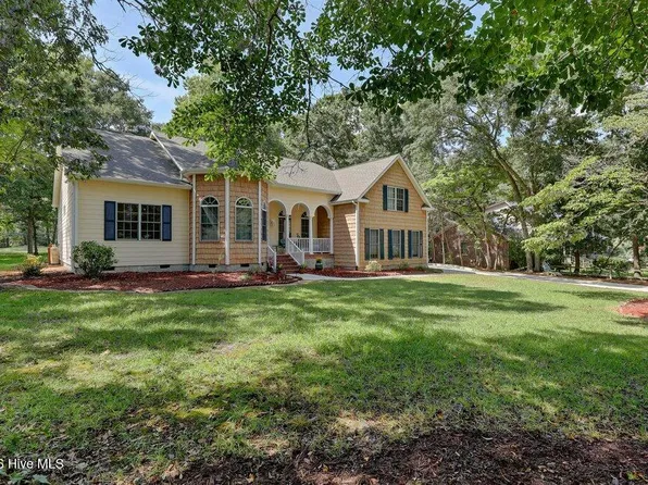 615 Ravenswood Road, Hampstead, NC 28443