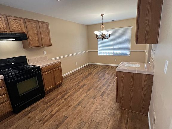 3rd image of 2816 W Sedona Ave