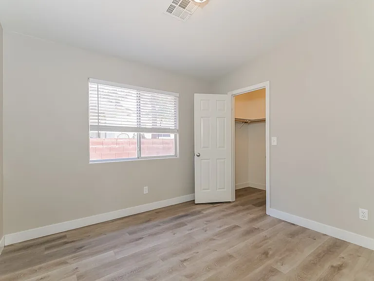 456 Palegold St — Photo 13