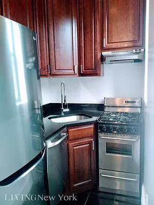 Rented by Living New York | media 14