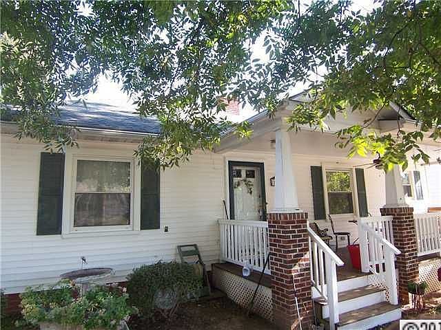 2nd image of 1117 Dade St