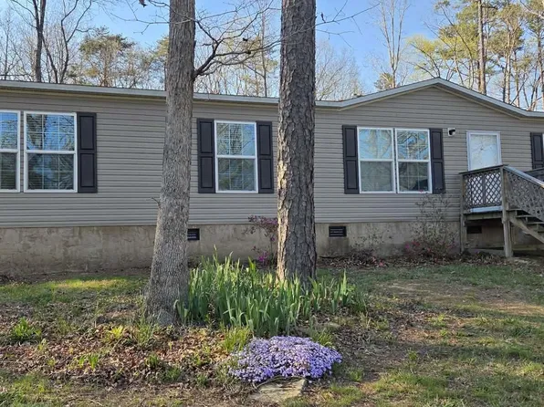 42 Sullivan Ln, Pikeville, TN 37367