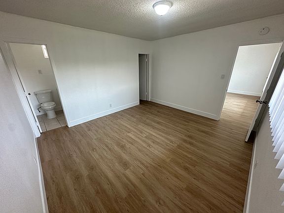 5th image of 208 W Hoover Ave APT 8