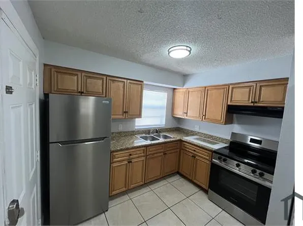 6910 N 22nd St, Tampa, FL