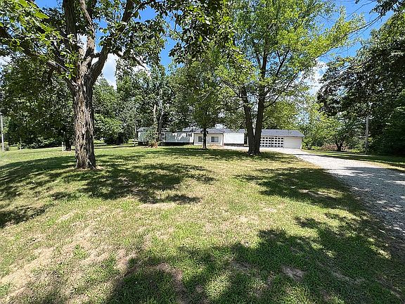 2nd image of 2152 Henry Jefferson Ave