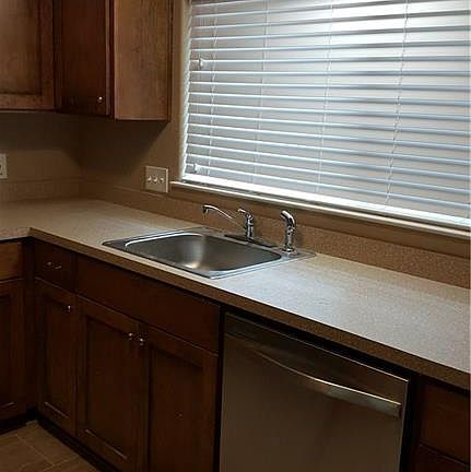 4th image of 10608 Lanshire Dr #B