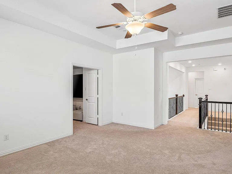 851 Orchard Dr — Photo 9