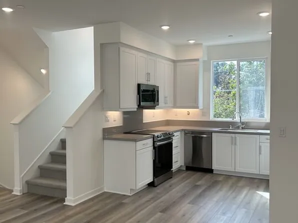 616 Dawson Ave, Long Beach, CA 90814