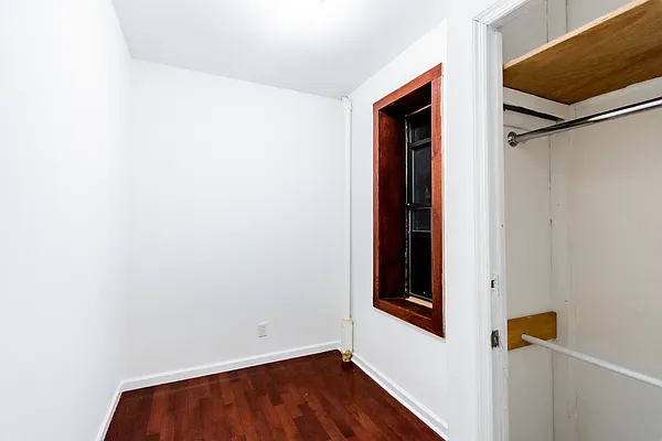 Rented by Metropolitan Property Group | media 17