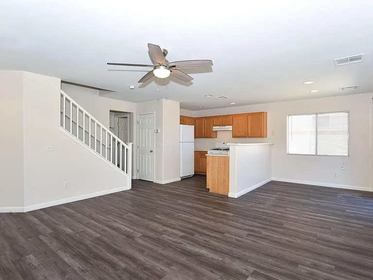 10521 Silver Cholla Ct — Photo 2