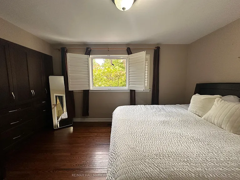 290 Gretel Dr — Photo 3