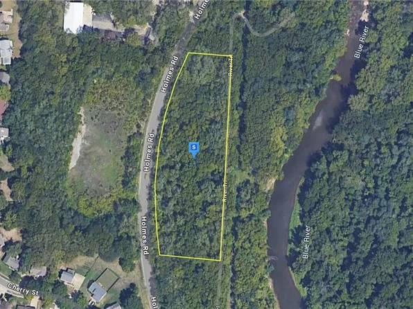 12801 Holmes Rd, Kansas City, MO 64145