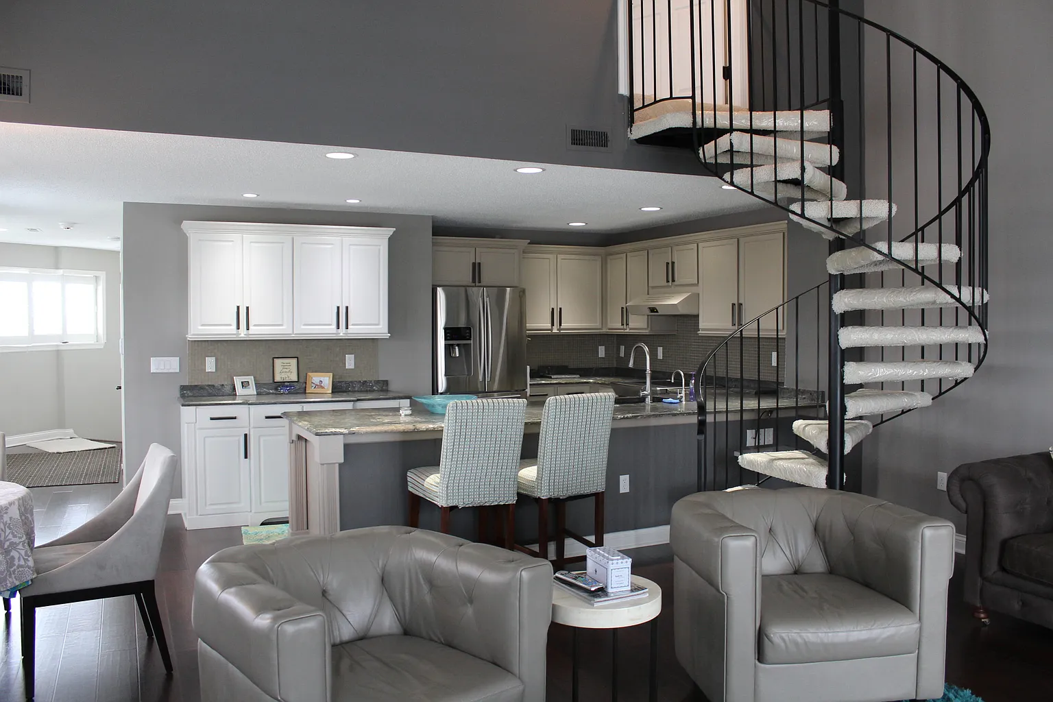 2236 Landings Ln photo 1