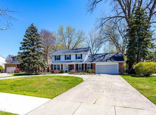 774 Middlesex Rd, Grosse Pointe Park, MI 48230