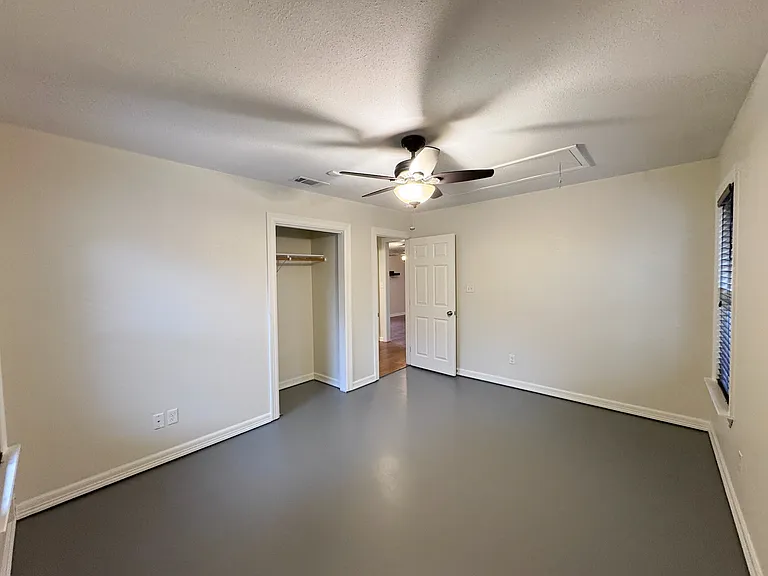 2519 Wilson St — Photo 10