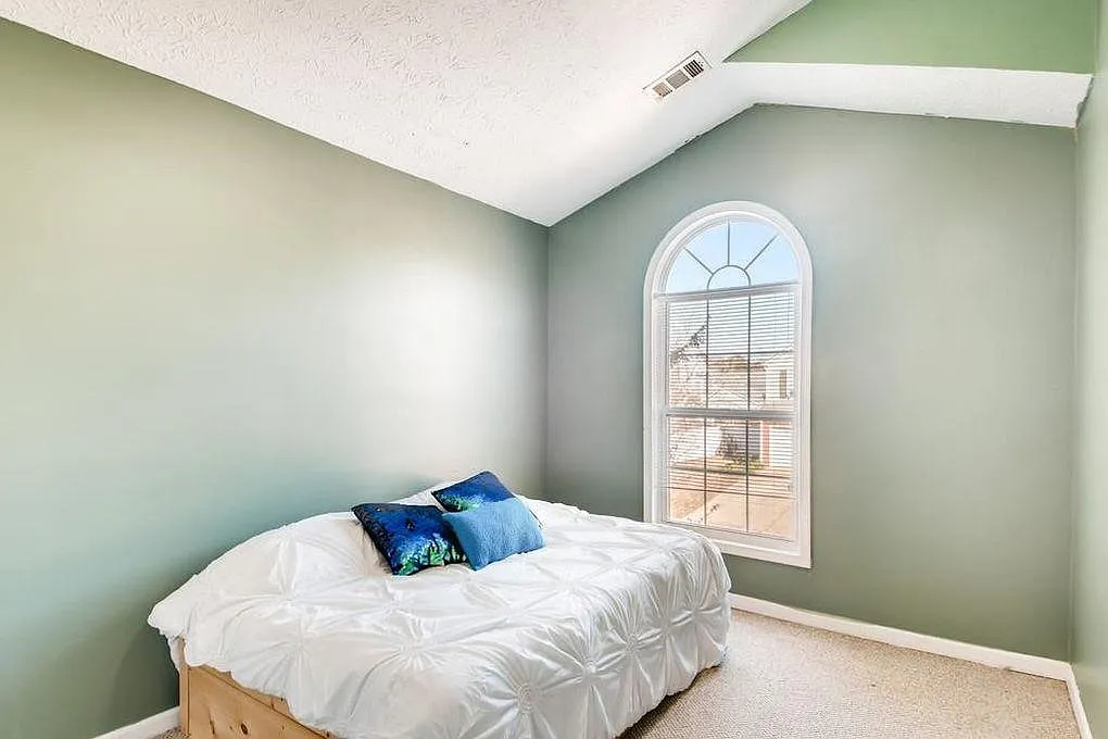 635 Chantress Ct — Photo 4