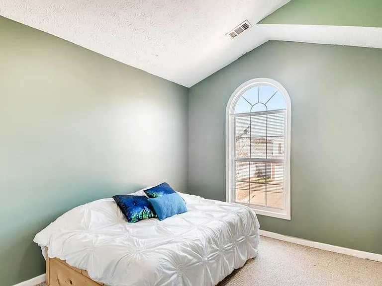 635 Chantress Ct — Photo 4