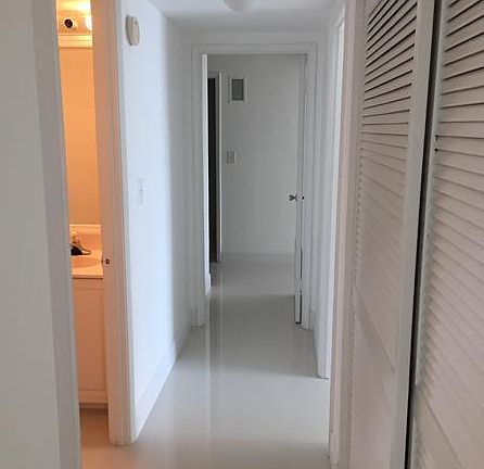 3rd image of 19370 Collins Ave APT 1416