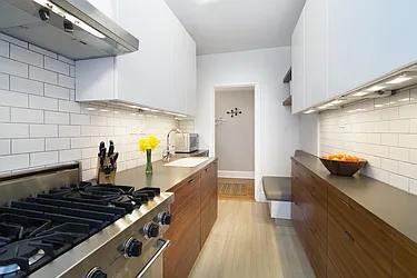 Sold by Space Marketing Shop