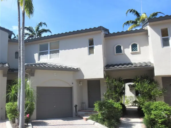 1900 Oceanwalk Lane #119, Lauderdale By The Sea, FL 33062