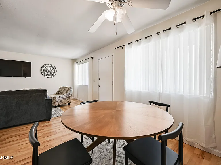 1702 W Tuckey Ln #230 — Photo 6