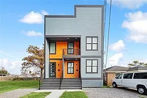 5461 Saint Claude Ave