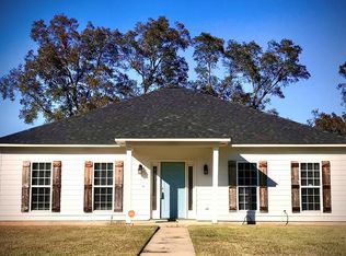 209 Huntingdon Dr, Leesburg, GA 31763