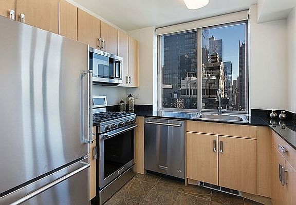 3rd image of 345 E 33rd St #20F