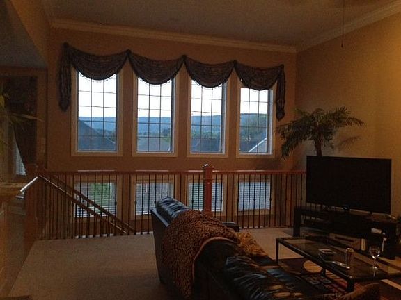 2nd image of 7552 Crestridge Dr