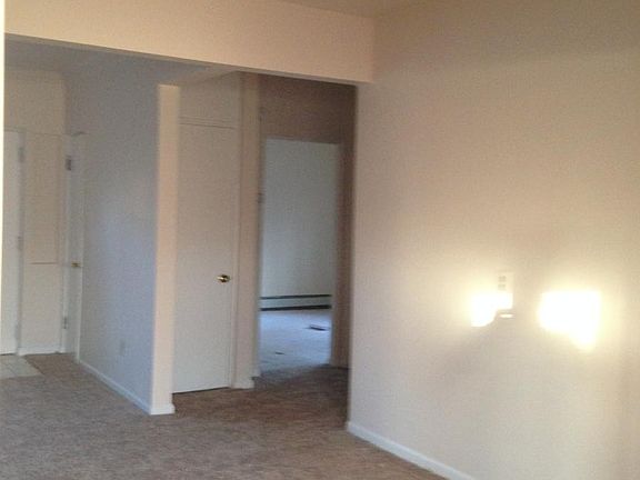 3rd image of 881 Stewart Ave