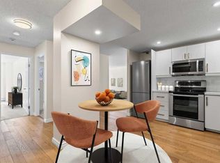 1011 N 12th Ave SW #206, Calgary, AB T2R0J5