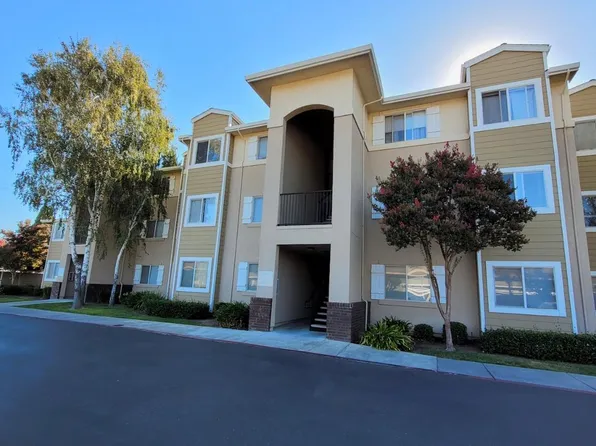 565 Peerless Way APT 210, Tracy, CA 95376