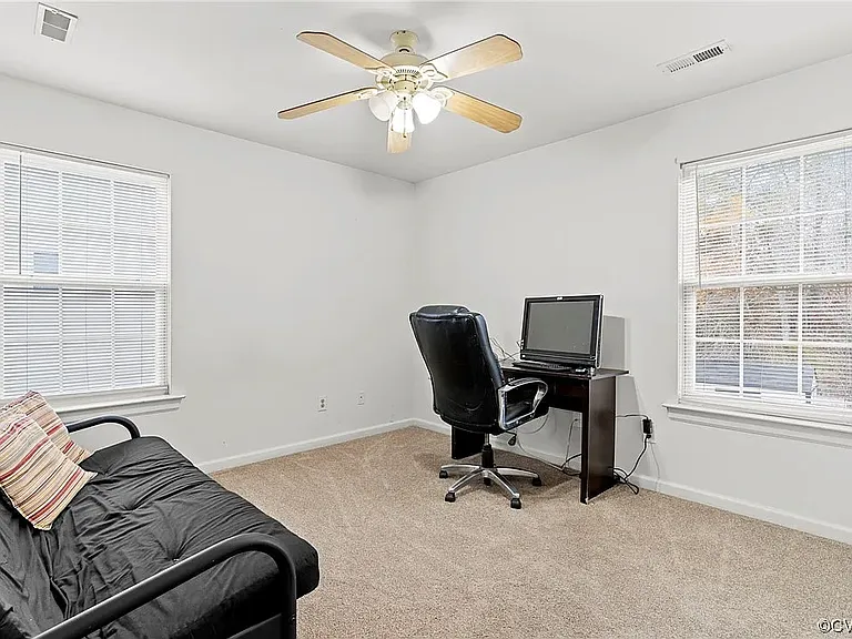 4112 Twisted Oak Dr — Photo 6