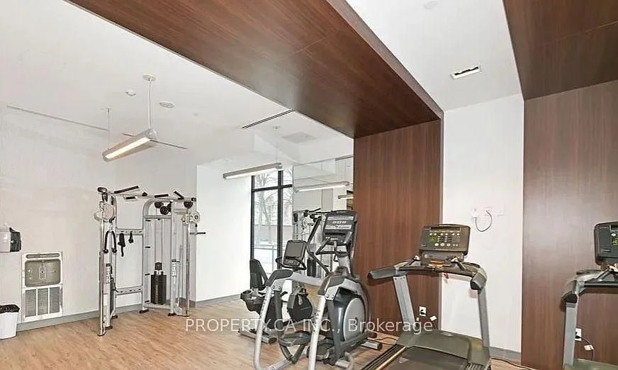 25 Neighbourhood (Queensview at Backyard Condos) — Photo 4