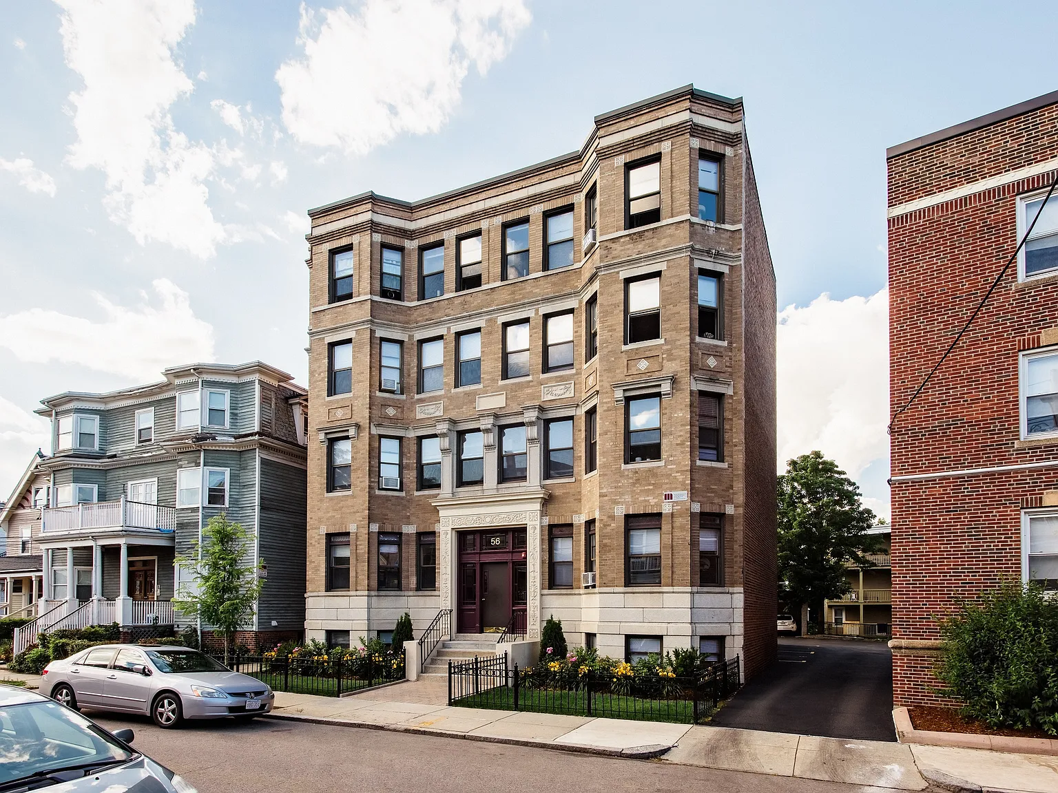 56 Gardner St — Photo 3