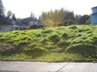 5905 Foxtail Ct, Ferndale, WA 98248