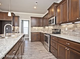 1001 Taylor Ln, Pea Ridge, AR 72751