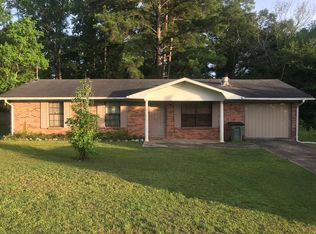 130 Chestnut Dr, Ozark, AL 36360