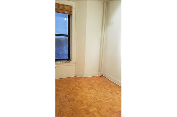 Rented by City Connections Realty | media 6