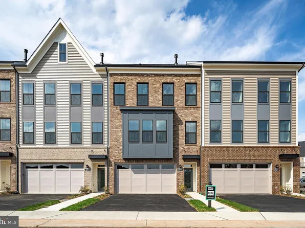 42976 Truman Ter, Ashburn, VA 20148