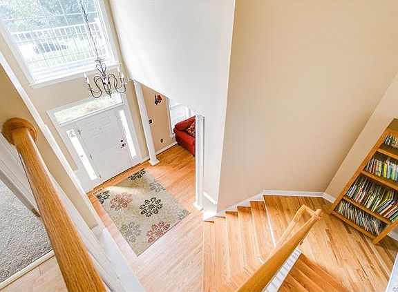 3rd image of 10262 Shawns Grove Pl