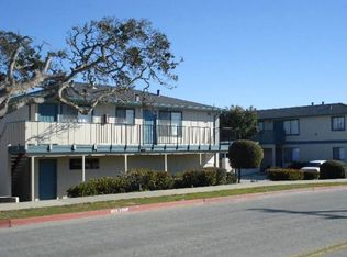 241 Reindollar Ave APT 5, Marina, CA 93933