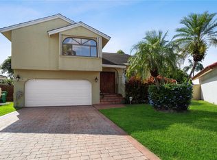 7146 SW 103 Court Cir, Miami, FL 33173