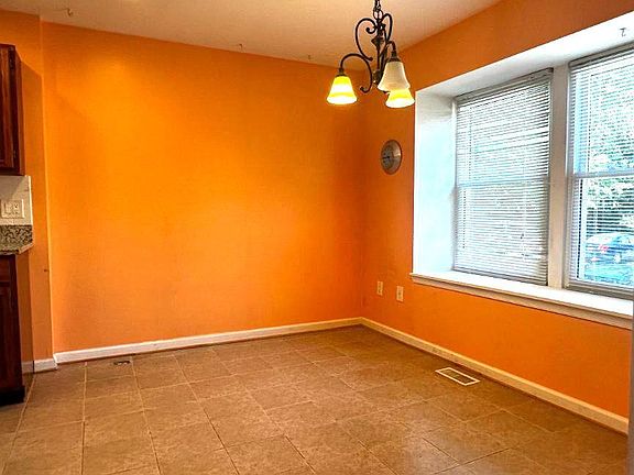 2nd image of 915 Barton Oaks Pl